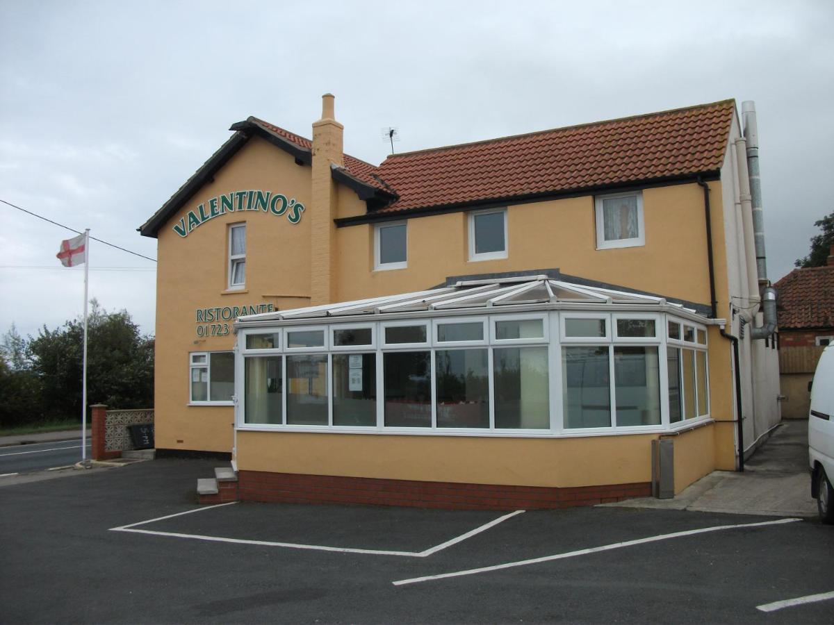 Valentino's Hotel Filey Exterior foto